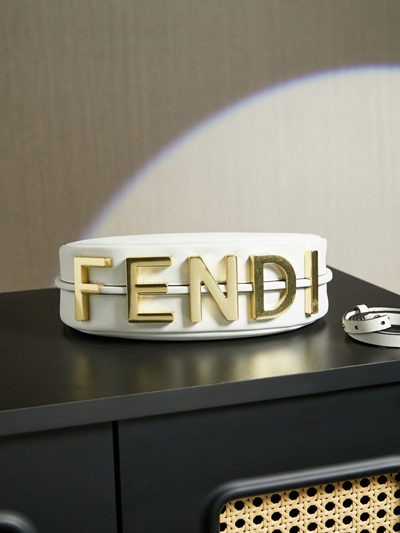 フェンディバッグ内部構造